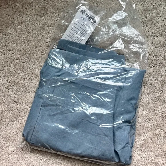 Lululemon ABC Slim-Fit Trouser 30L
Stretch Cotton VersaTwill - Picture 7 of 8